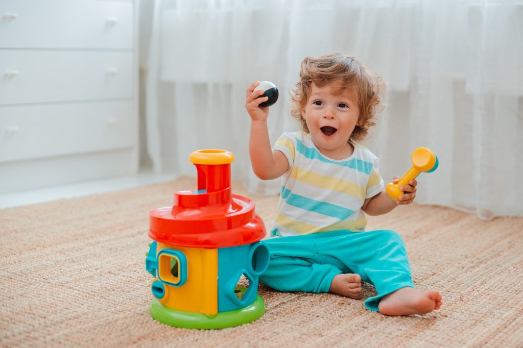 Dali by ste vášmu dieťaťu na hranie hračky z Číny, ktoré nespĺňjú certifikačné normy?